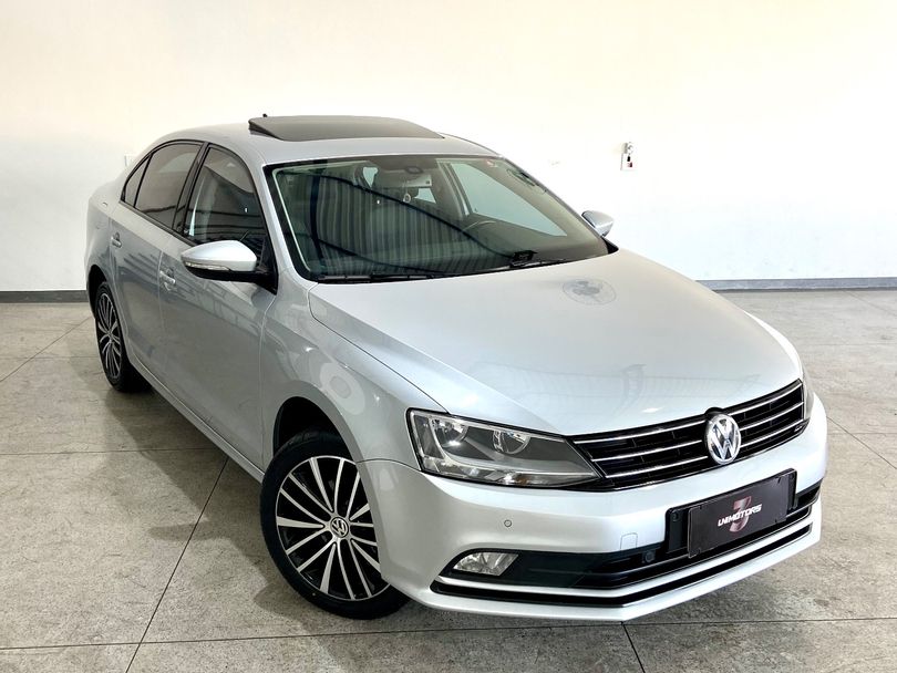 VolksWagen JETTA Comfortline 2.0 T.Flex 8V 4p Tipt.