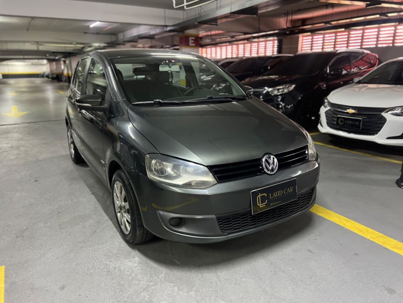 VolksWagen Fox 1.6 Mi Total Flex 8V 5p