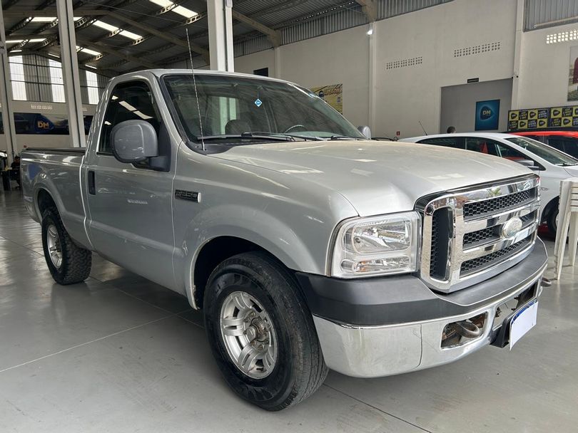 FORD F-250XLT 3.9 4X2 CD