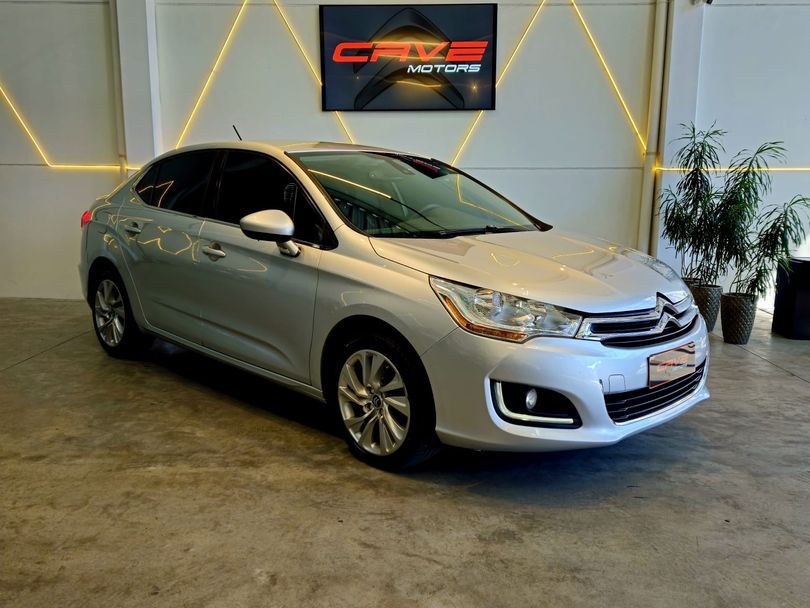 Citroën C4 LOUNGE Tendance 2.0 Flex 4p Aut.