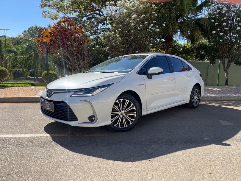 Toyota Corolla Altis Prem. 1.8 Aut. (Híbrido)