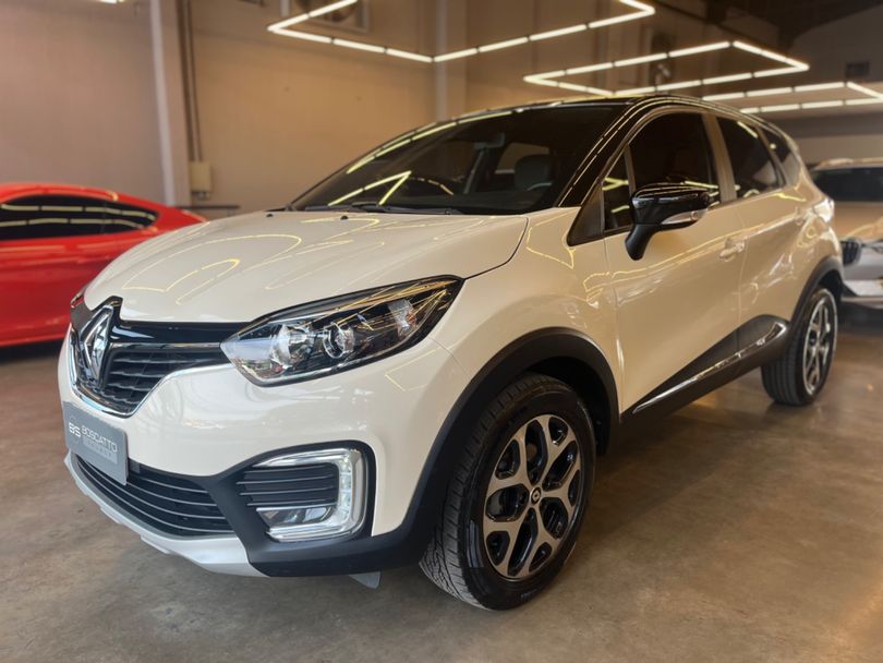 Renault CAPTUR Intense Bose 2.0 16V Flex 5p Aut.