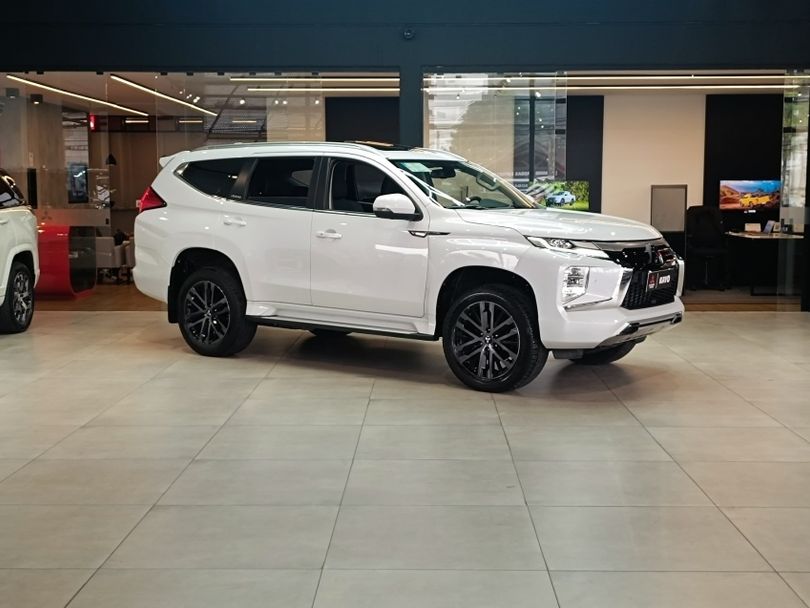 Mitsubishi Pajero Sport 2.4 DI-D Legend 4WD (Aut)