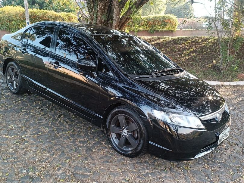 Honda Civic Sedan LXS 1.8/1.8 Flex 16V Mec. 4p