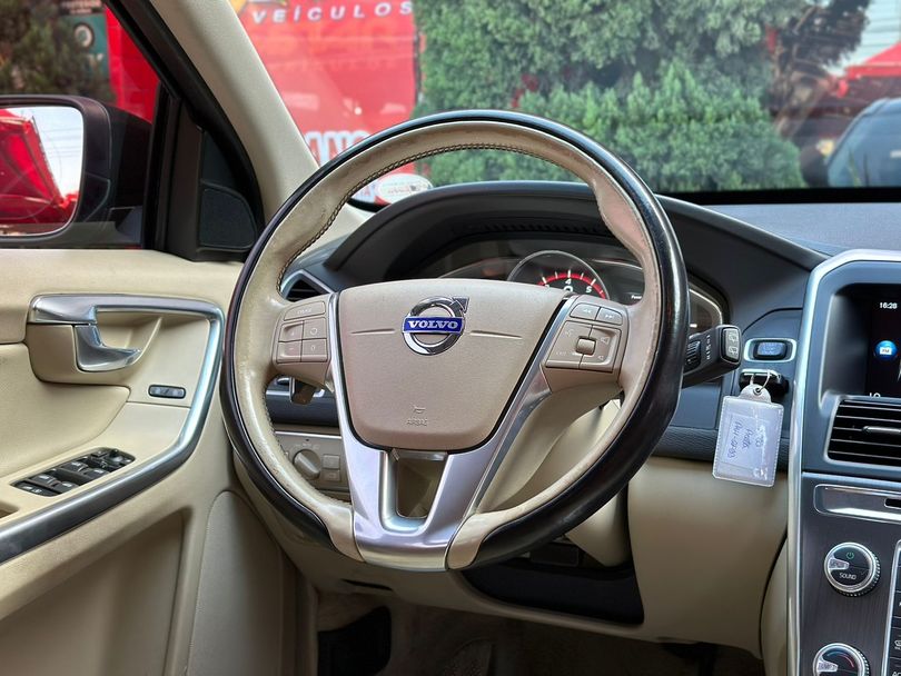 Volvo 2.0 T5 DYNAMIC