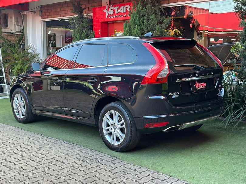 Volvo 2.0 T5 DYNAMIC