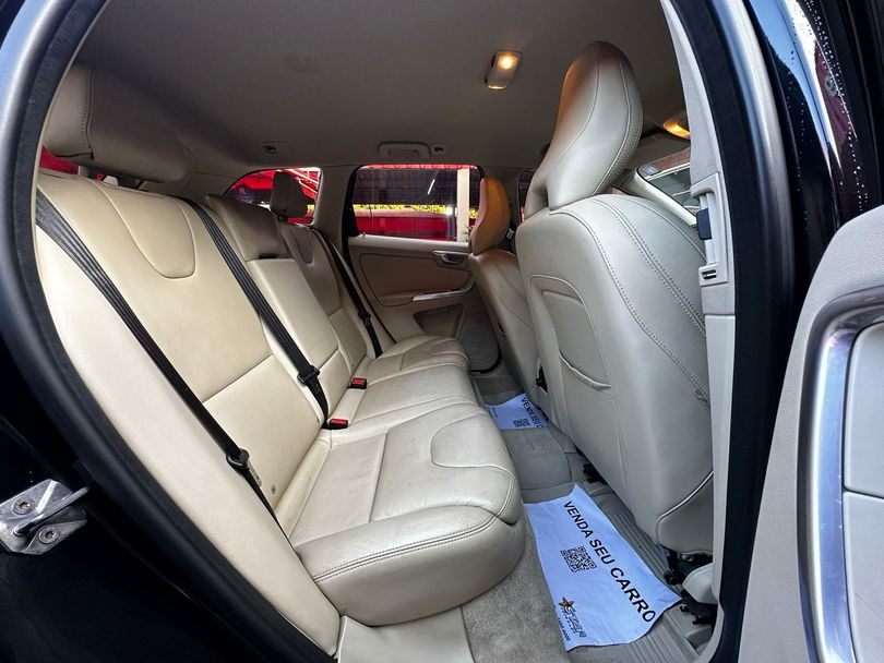 Volvo 2.0 T5 DYNAMIC