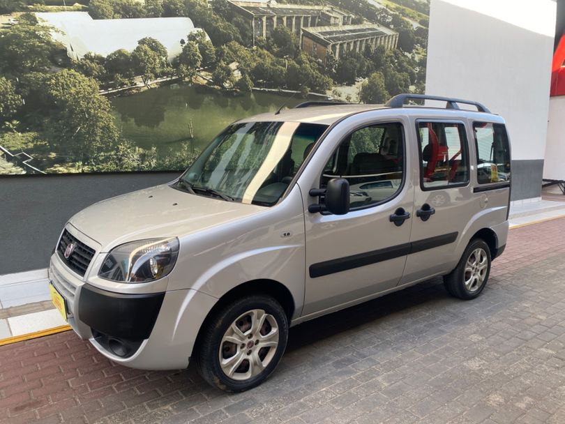 Fiat Doblo ESSENCE 1.8 Flex 16V 5p
