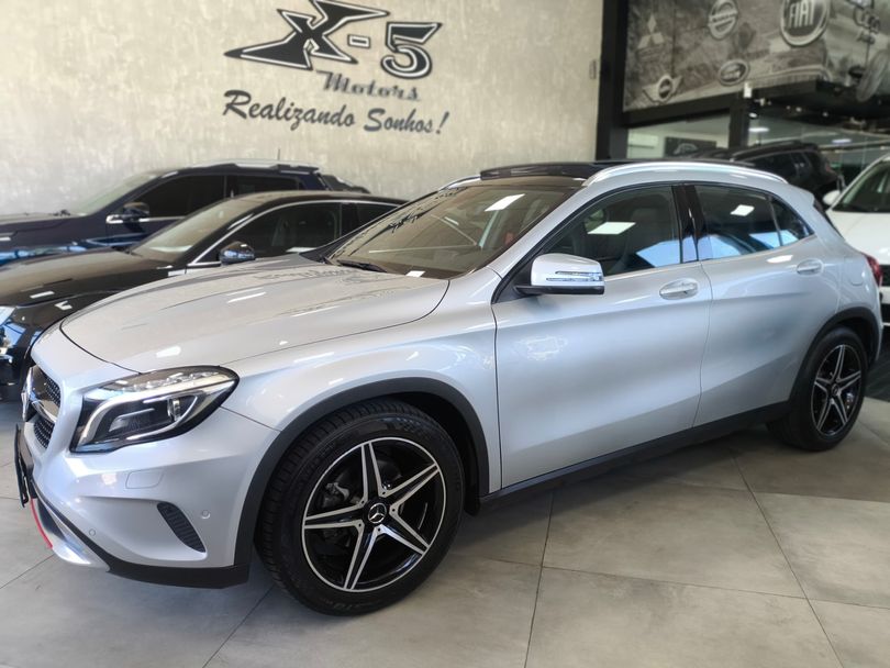 Mercedes GLA 200 Vision 1.6/1.6 TB 16V Flex Aut.