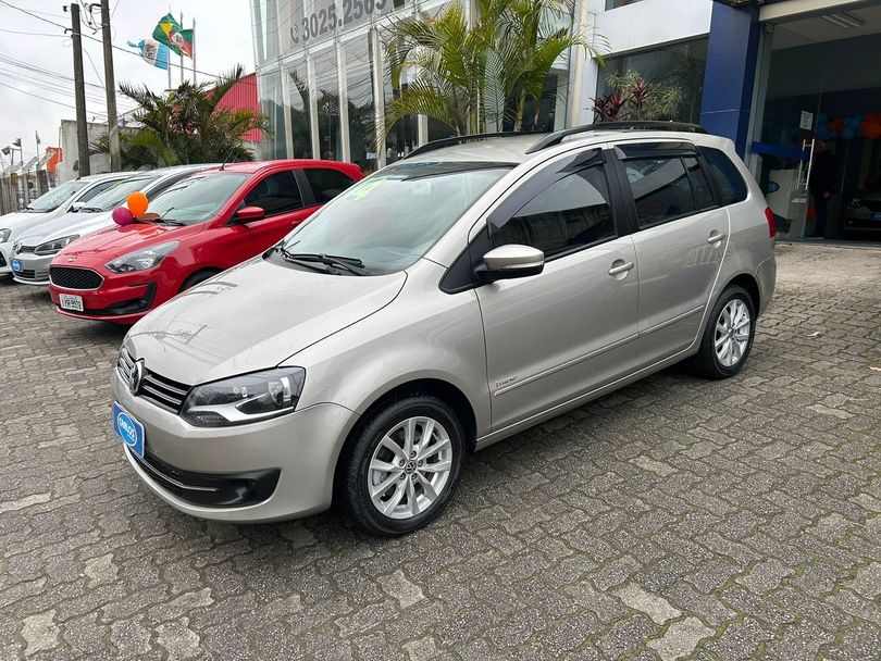 VolksWagen SPACEFOX 1.6/ 1.6 Trend Total Flex 8V 5p