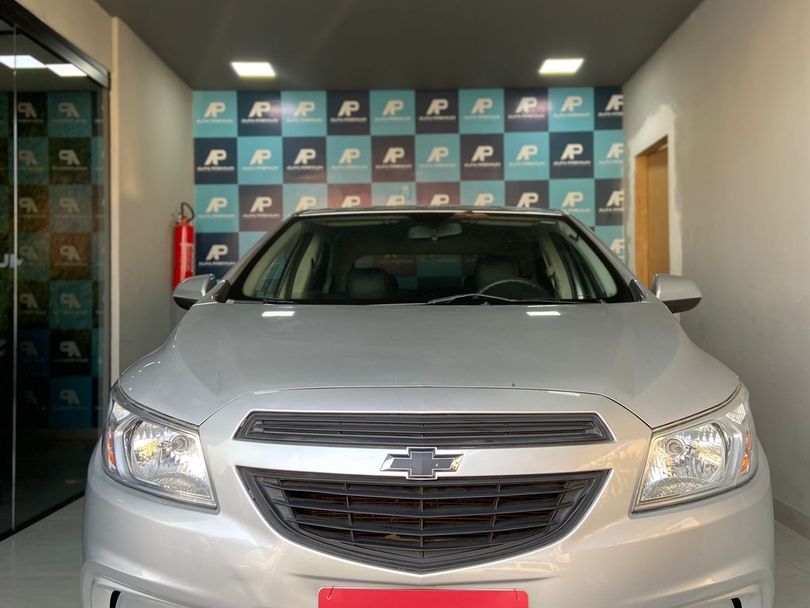 Chevrolet ONIX HATCH Joy 1.0 8V Flex 5p Mec.