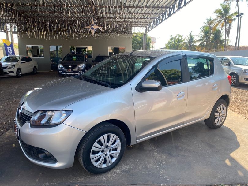 Renault SANDERO Expression Hi-Power 1.6 8V 5p