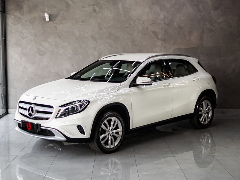 Mercedes GLA 200 Advance 1.6/1.6 TB 16V Flex Aut.