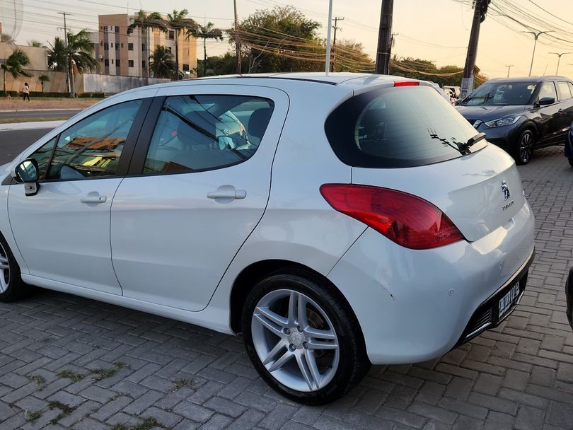 Peugeot 308 Allure 2.0 Flex 16V 5p Aut.