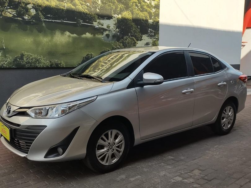 Toyota YARIS XLS 1.5 Flex 16V 5p Aut.
