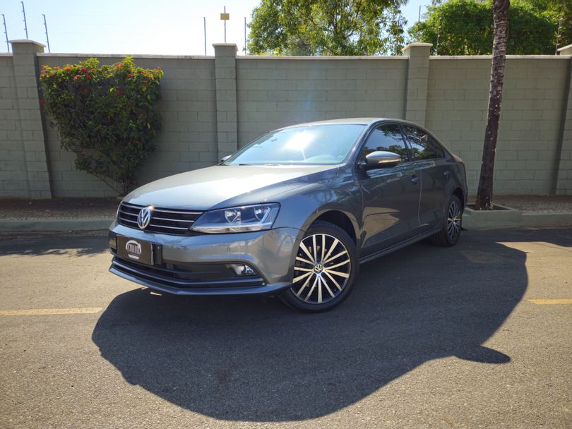 VolksWagen JETTA Comfortline 1.4 TSI 16V 4p Aut.