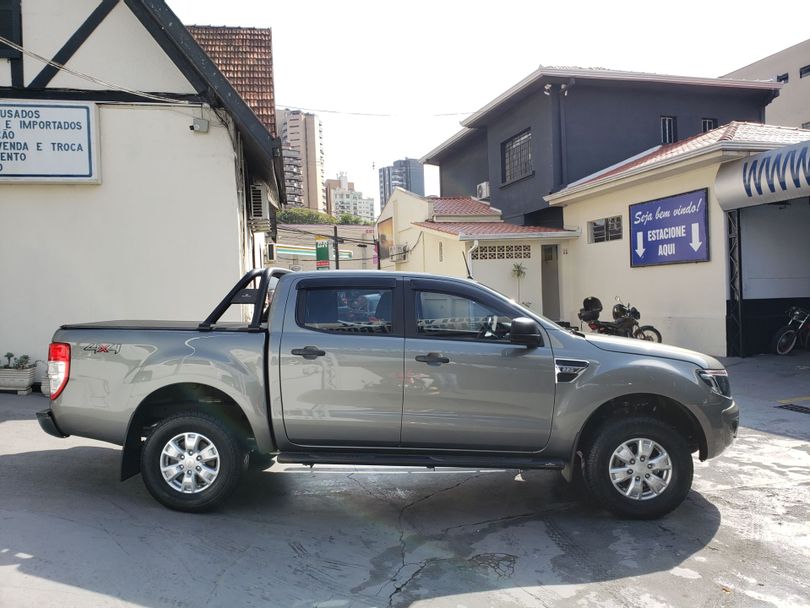 Ford Ranger XLS 2.2 4x4 CD Diesel Mec.