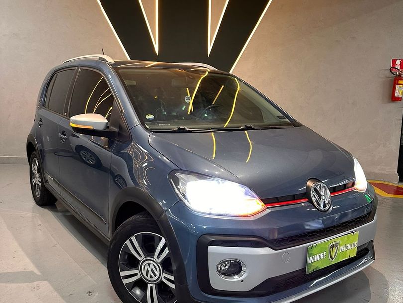 VolksWagen up! cross 1.0 TSI Total Flex 12V 5p