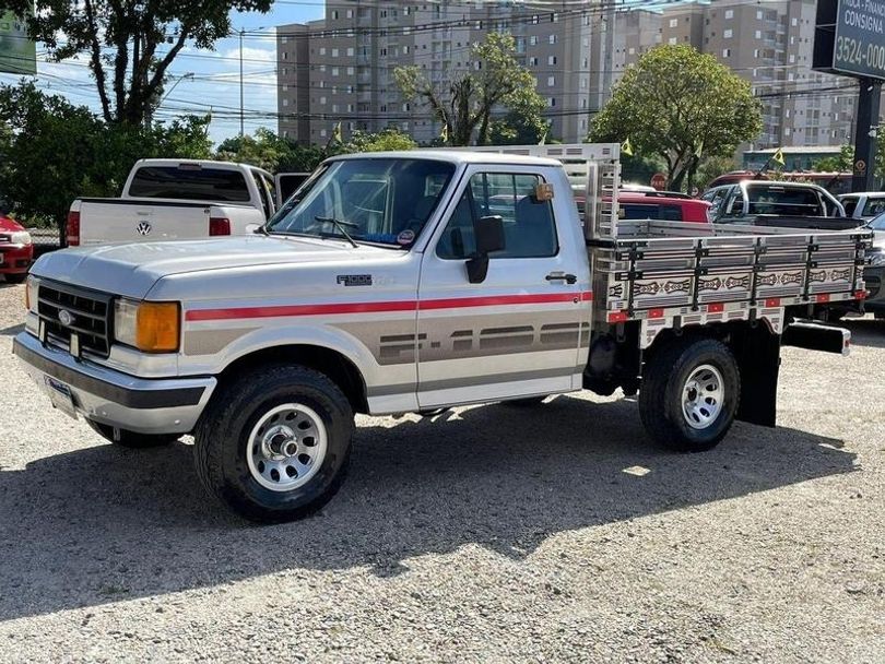 Ford F1000