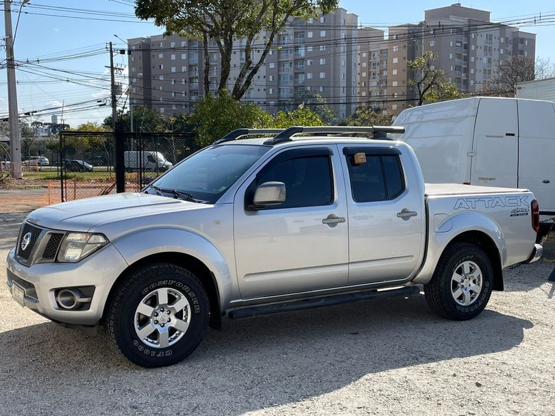 Nissan Frontier SV AT.CD 4x4 2.5 TB Diesel Mec.