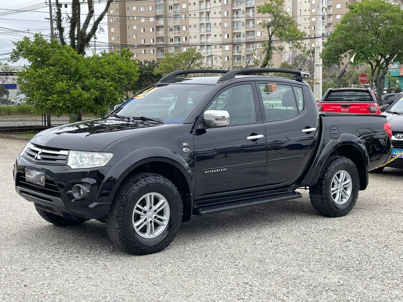 Mitsubishi L200 Triton 3.2 DID-H HPE 4WD (Aut)