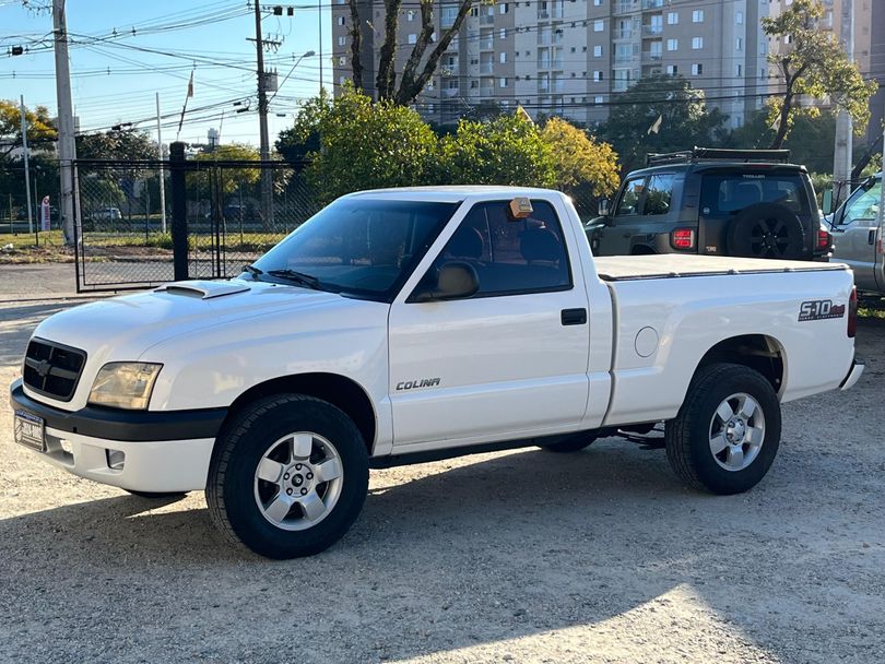 Chevrolet S10 Colina 4x4 2.8 Turbo Electronic (Cab Simples)