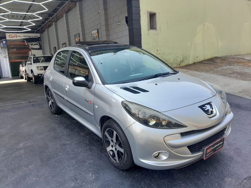 Peugeot 207 QUIKSILVER 1.6 Flex 16V 5p