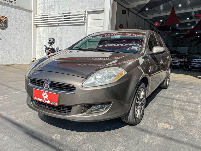 Fiat Bravo ESSENCE 1.8 Flex 16V 5p