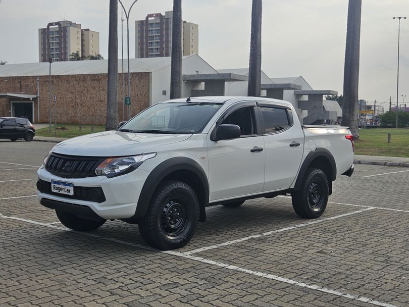 Mitsubishi L200 Triton Sport GLS 2.4 CD Diesel Aut.