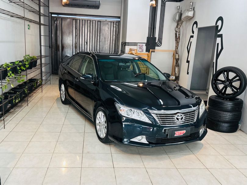 Toyota Camry XLE 3.5 24V Aut.