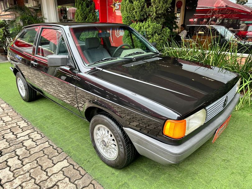 VolksWagen Gol 1000 (modelo antigo)