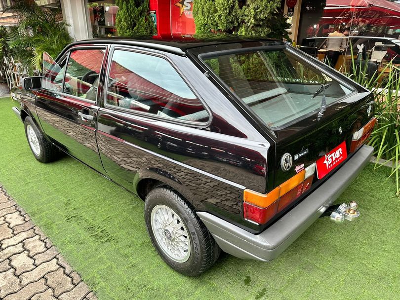 VolksWagen Gol 1000 (modelo antigo)