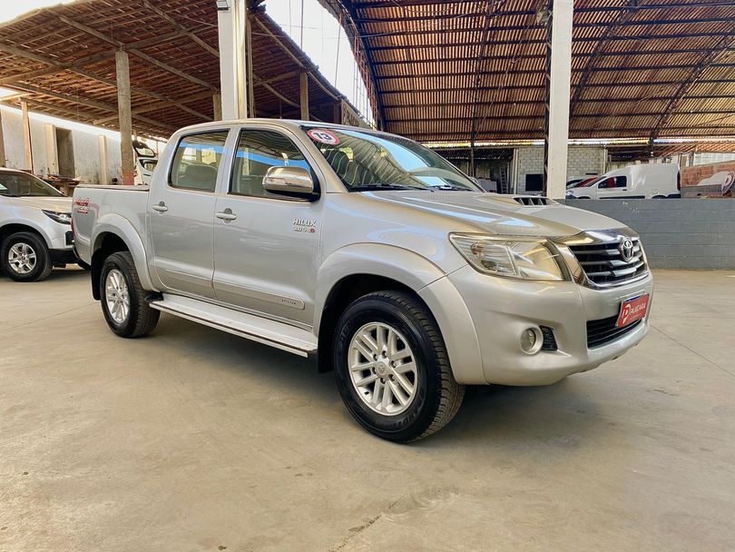 Toyota Hilux CD SRV D4-D 4x4 3.0 TDI Diesel Aut