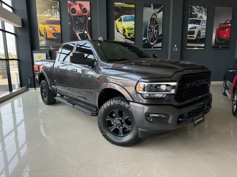 RAM 2500 LARAM. 6.7 NIGHT ED. TB CD 4x4 Die.