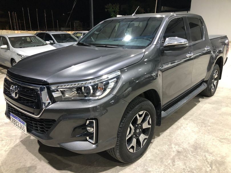 Toyota Hilux CD SRX 4x4 2.8 TDI 16V Diesel Aut.