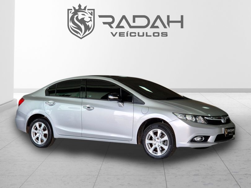 Honda Civic Sedan EXS 1.8/1.8 Flex 16V Aut. 4p