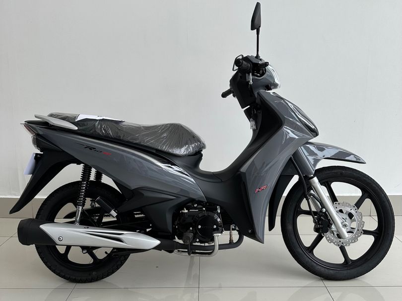 SHINERAY XY 125 RIO EFI