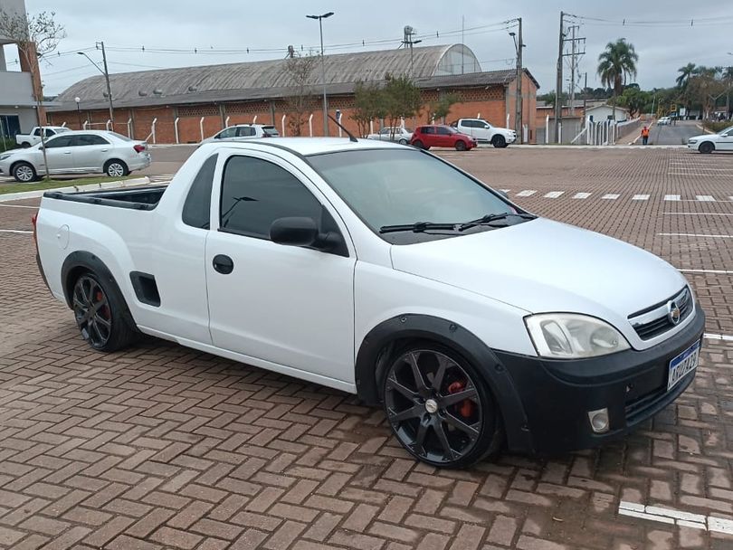 Chevrolet MONTANA 1.4 8V Conquest ECONOFLEX  2p