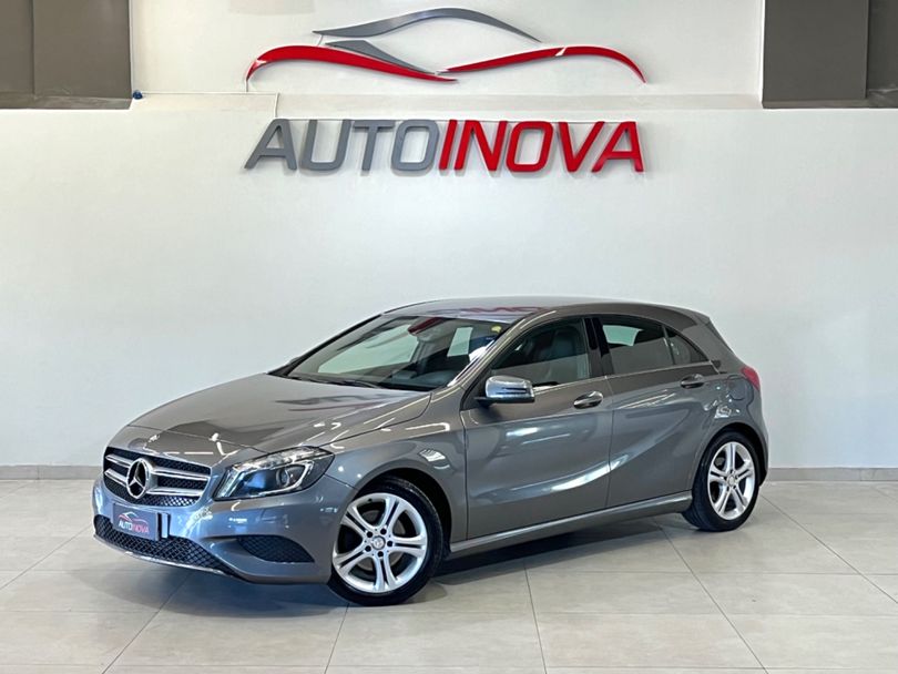 Mercedes Classe A 200 1.6 TB 16V Urban 156cv Aut.
