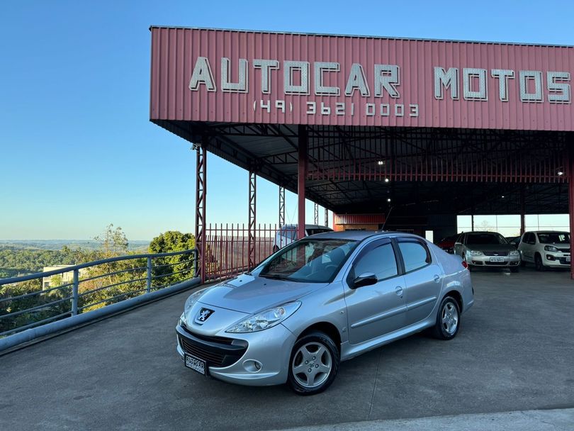 Peugeot 207 Sed. Passion XR Sport 1.4 Flex 8V 4p