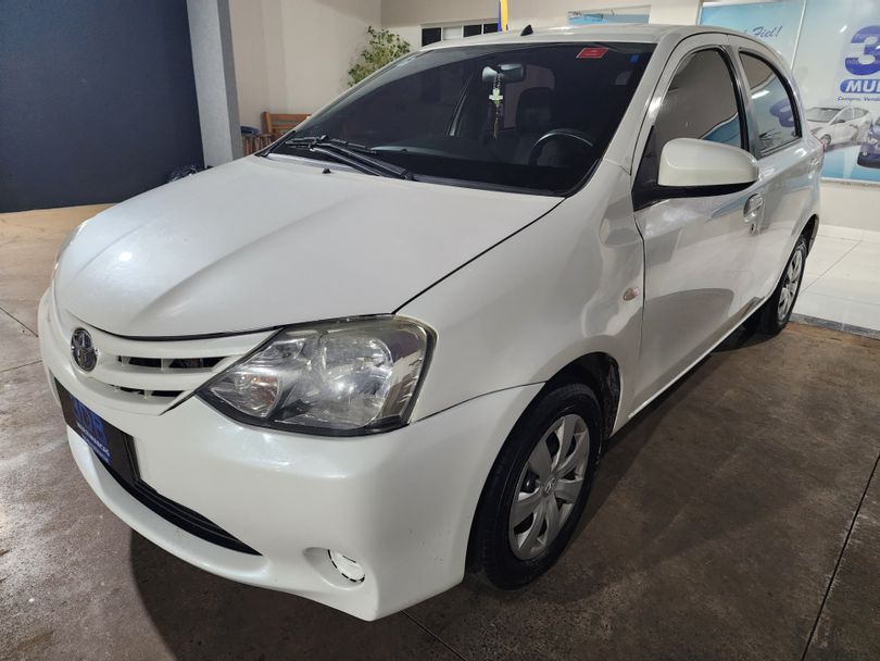 Toyota ETIOS XS 1.5 Flex 16V 5p Mec.