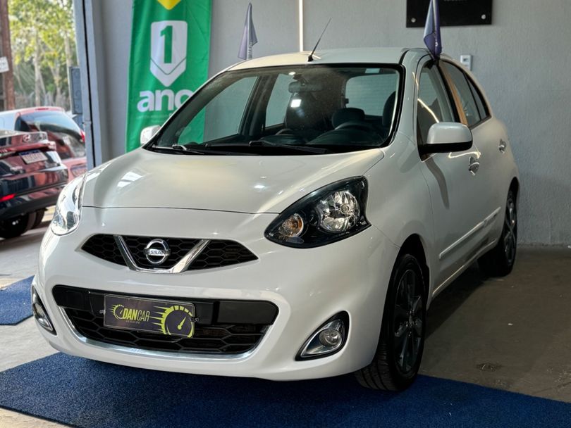 Nissan MARCH SL 1.6 16V Flex Fuel 5p