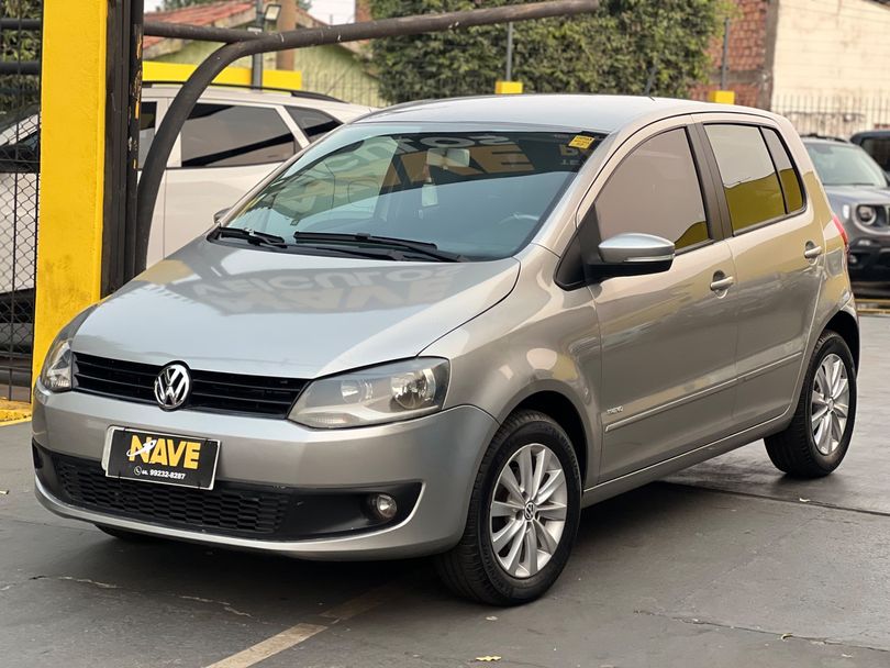 VolksWagen Fox 1.6 Mi Total Flex 8V 5p