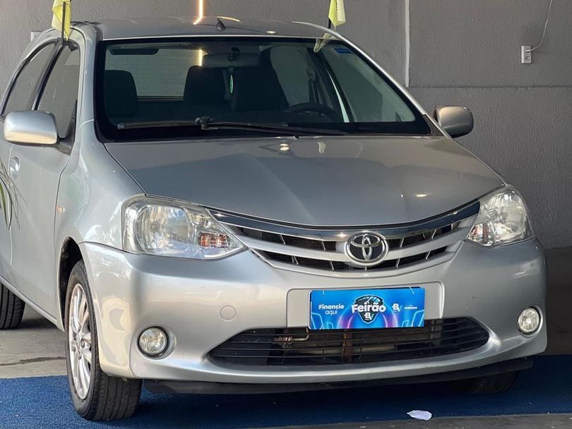 Toyota ETIOS XLS 1.5 Flex 16V 5p Mec.