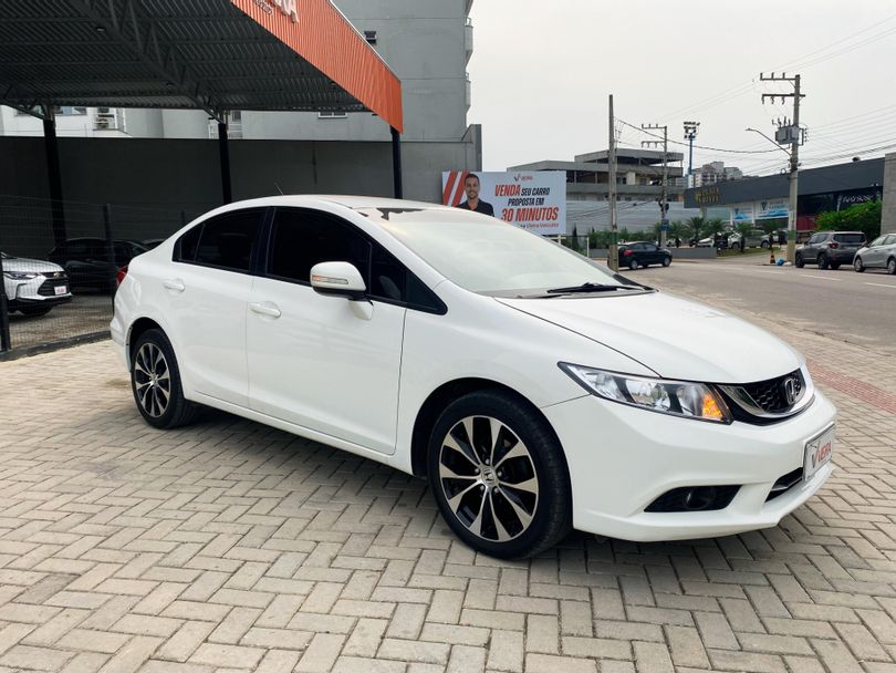 Honda Civic Sedan LXR 2.0 Flexone 16V Aut. 4p