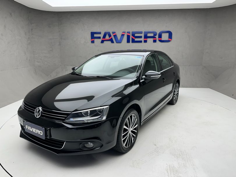 VolksWagen JETTA Highline 2.0 TSI 16V 4p Tiptronic