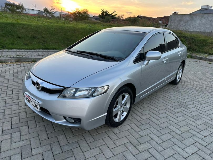 Honda Civic Sedan LXS 1.8/1.8 Flex 16V Mec. 4p
