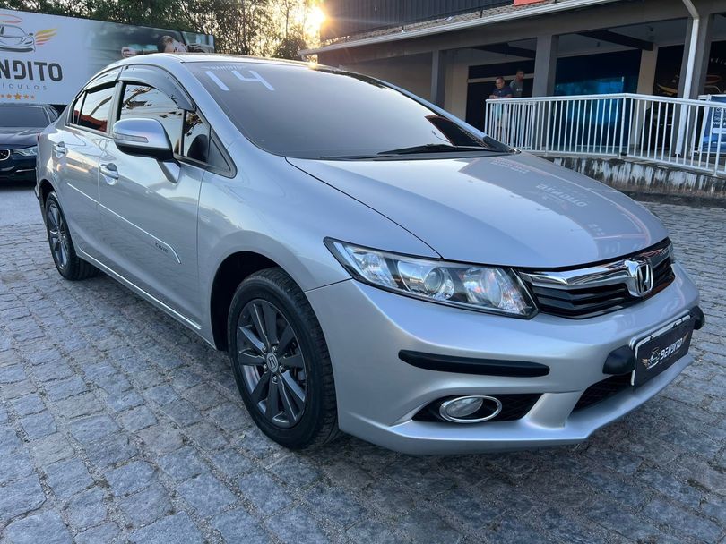 Honda Civic Sedan LXR 2.0 Flexone 16V Aut. 4p