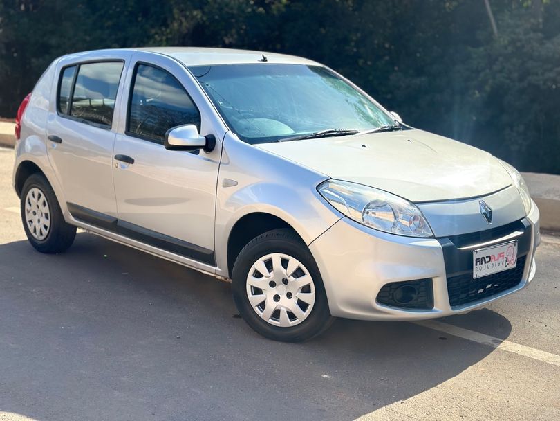 Renault SANDERO Expression Hi-Flex 1.0 16V 5p