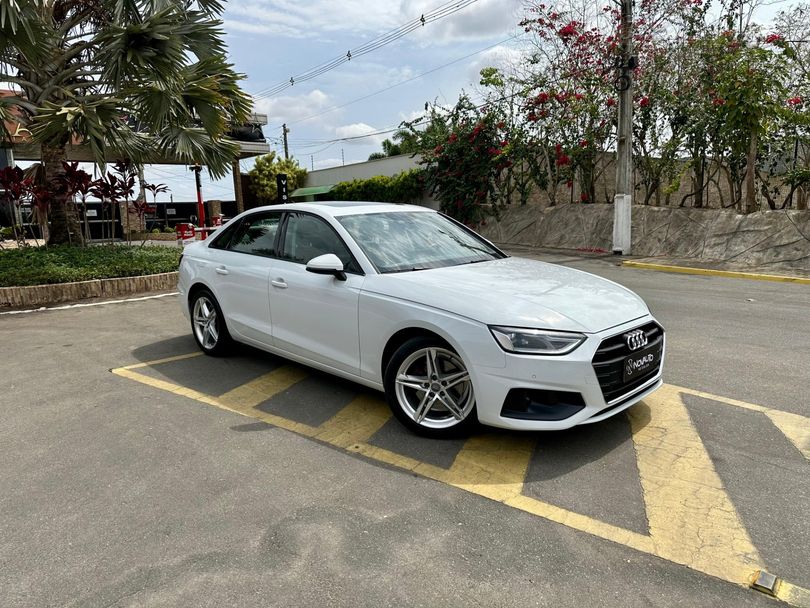 Audi A4 Prestige 2.0 TFSI 190cv S-tronic